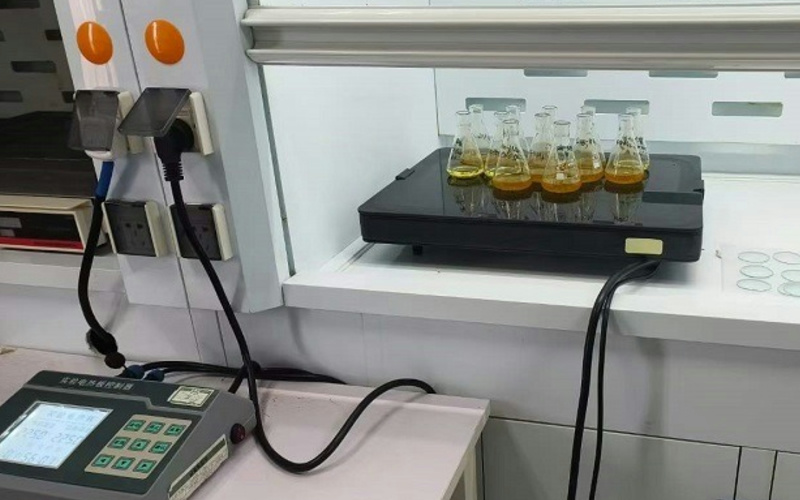 陶瓷加熱板適合哪些工作環(huán)境？從腐蝕場景看應(yīng)用適配性